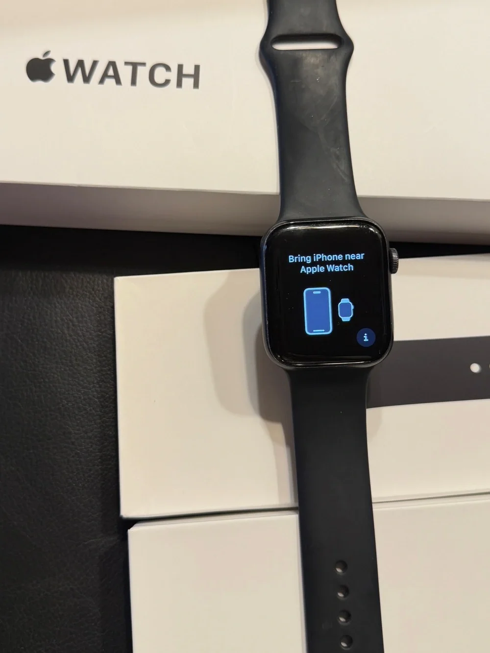 Apple Watch (Black) SE 1st Generation 44mm GPS Smartwatch with Fitness Tracking